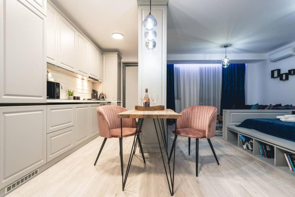 Апартаменты Briana Luxury Panoramic View Клуж-Напока Экстерьер фото