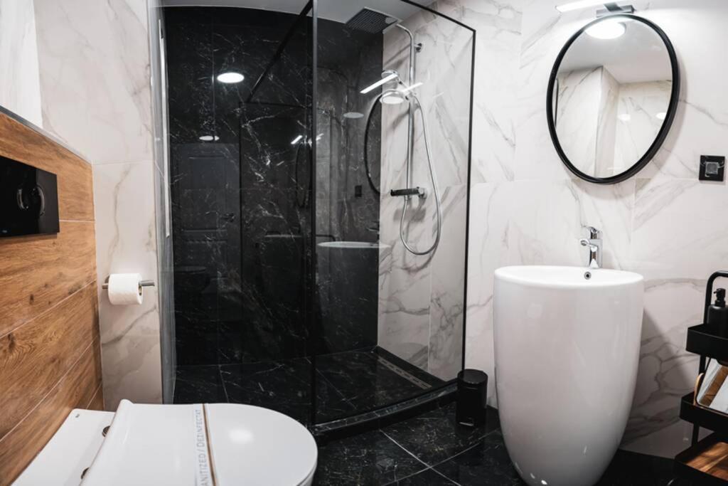Апартаменты Briana Luxury Panoramic View Клуж-Напока Экстерьер фото
